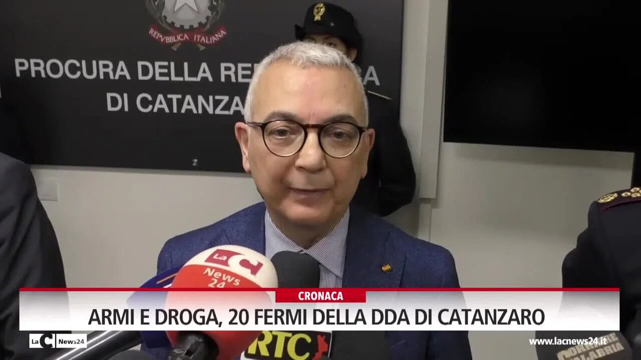 Armi e droga, 20 fermi della Dda di Catanzaro