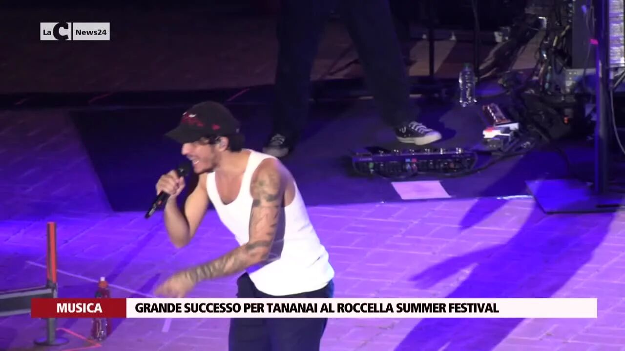 Grande successo per Tananai al Roccella Summer Festival