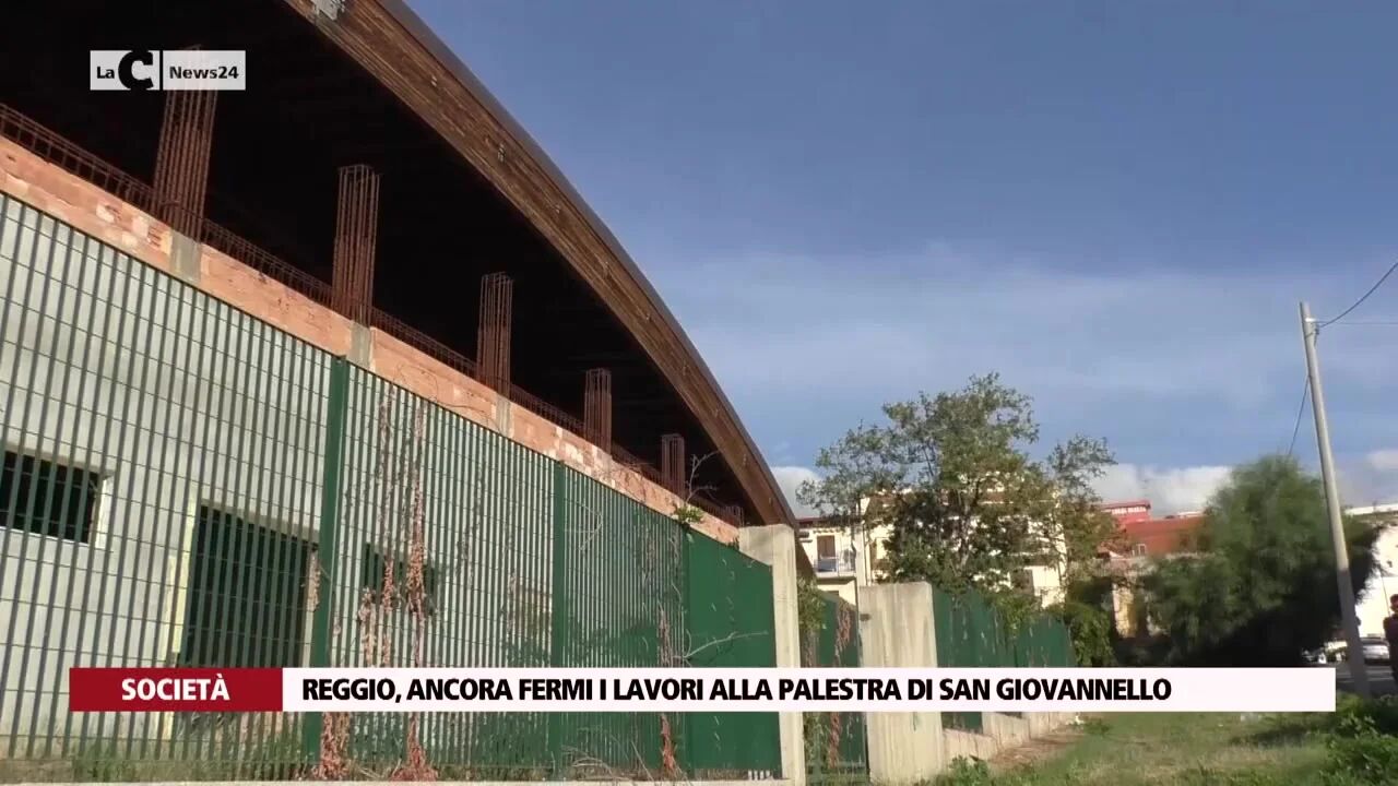 Reggio, ancora fermi i lavori alla palestra di San Giovannello