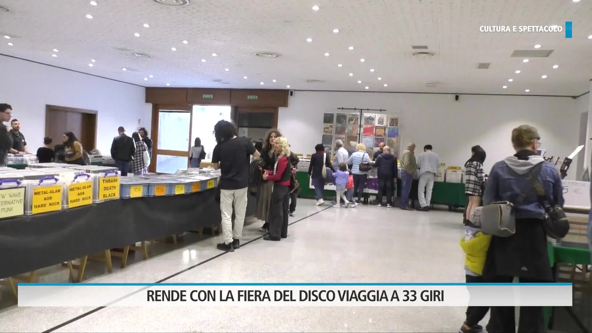 Rubrica cultura e spettacoli - Rende con la fiera del disco viaggia a 33 giri 