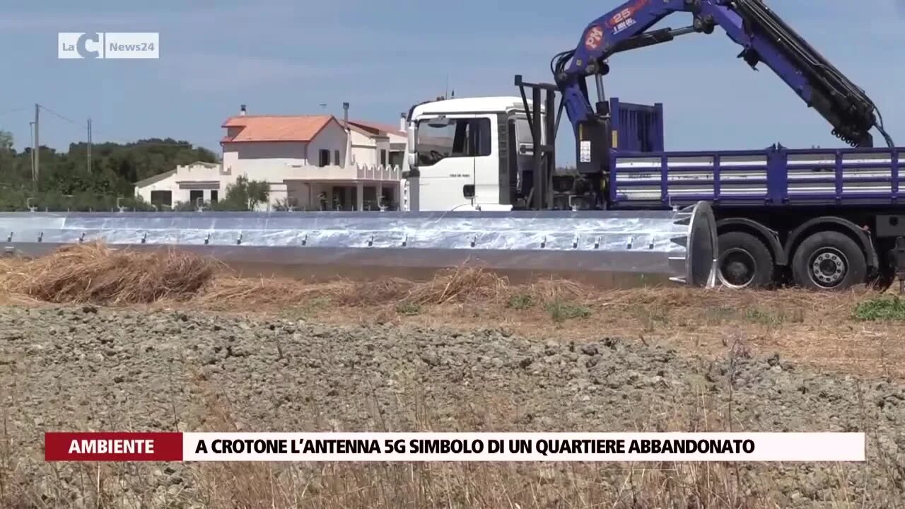 A Crotone l’antenna 5g simbolo di un quartiere abbandonato