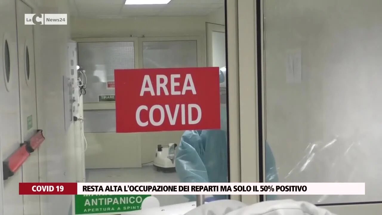 Covid Calabria, ancora tanti ricoveri ma il 50% dei positivi è in ospedale per altre patologie