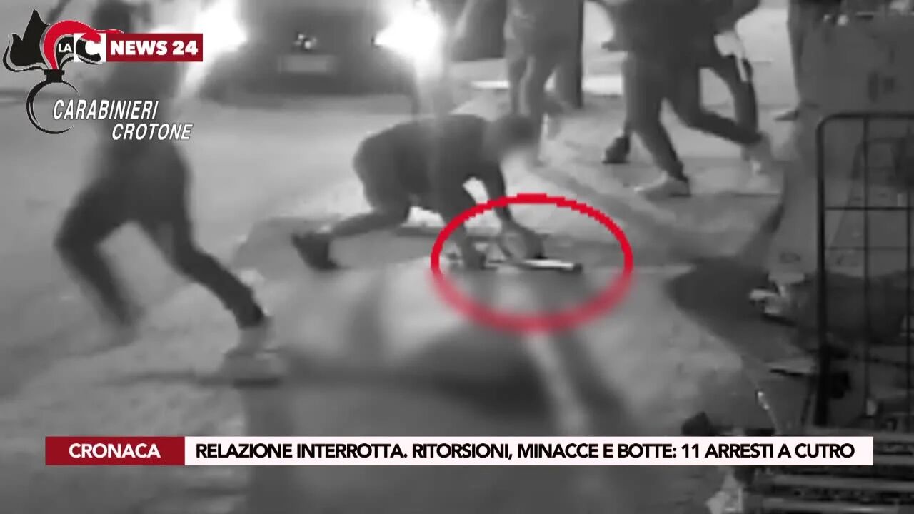 Ritorsioni, minacce e botte per una relazione interrotta: 11 arresti a Cutro