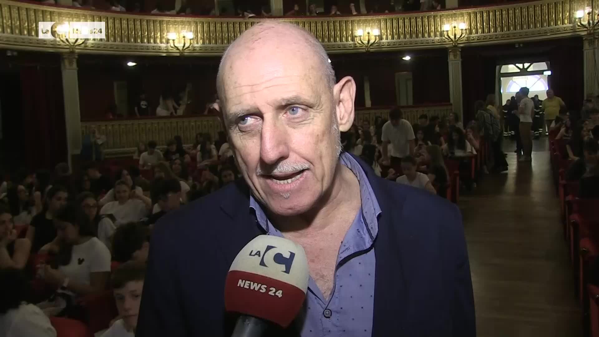 L'Alcesti delle Officine Telesiane al teatro Rendano fa il sold out - VIDEO