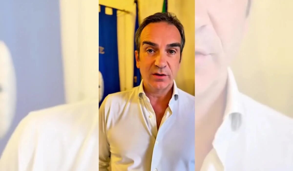 Occhiuto: «Alla faccia dei gufi, in Calabria anche cose positive». Dal Capodanno Rai ai record negli aeroporti, gli annunci del presidente | VIDEO