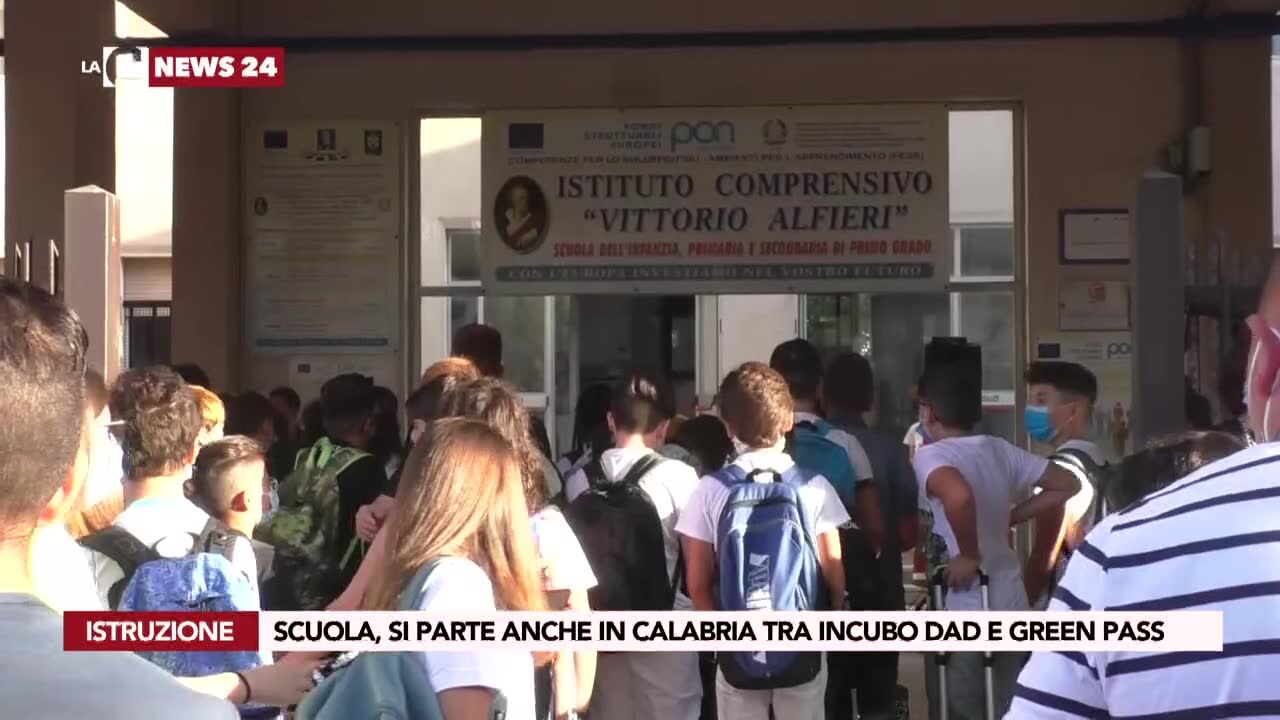 Scuola, si parte anche in Calabria tra incubo dad e green pass
