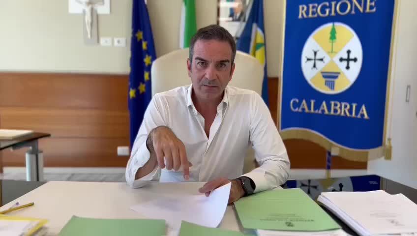 Aumento costi biglietti, intervento Occhiuto