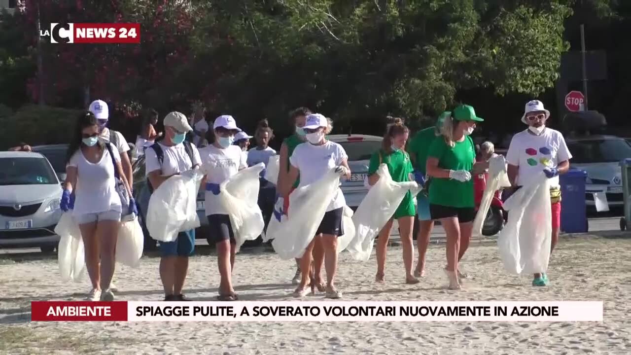 Spiagge pulite, a Soverato volontari nuovamente in azione