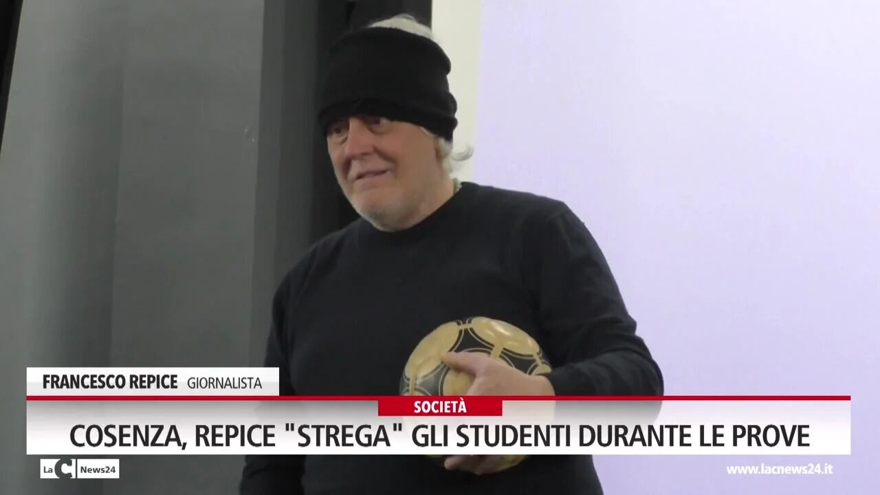 Cosenza, Repice "strega" gli studenti durante le prove