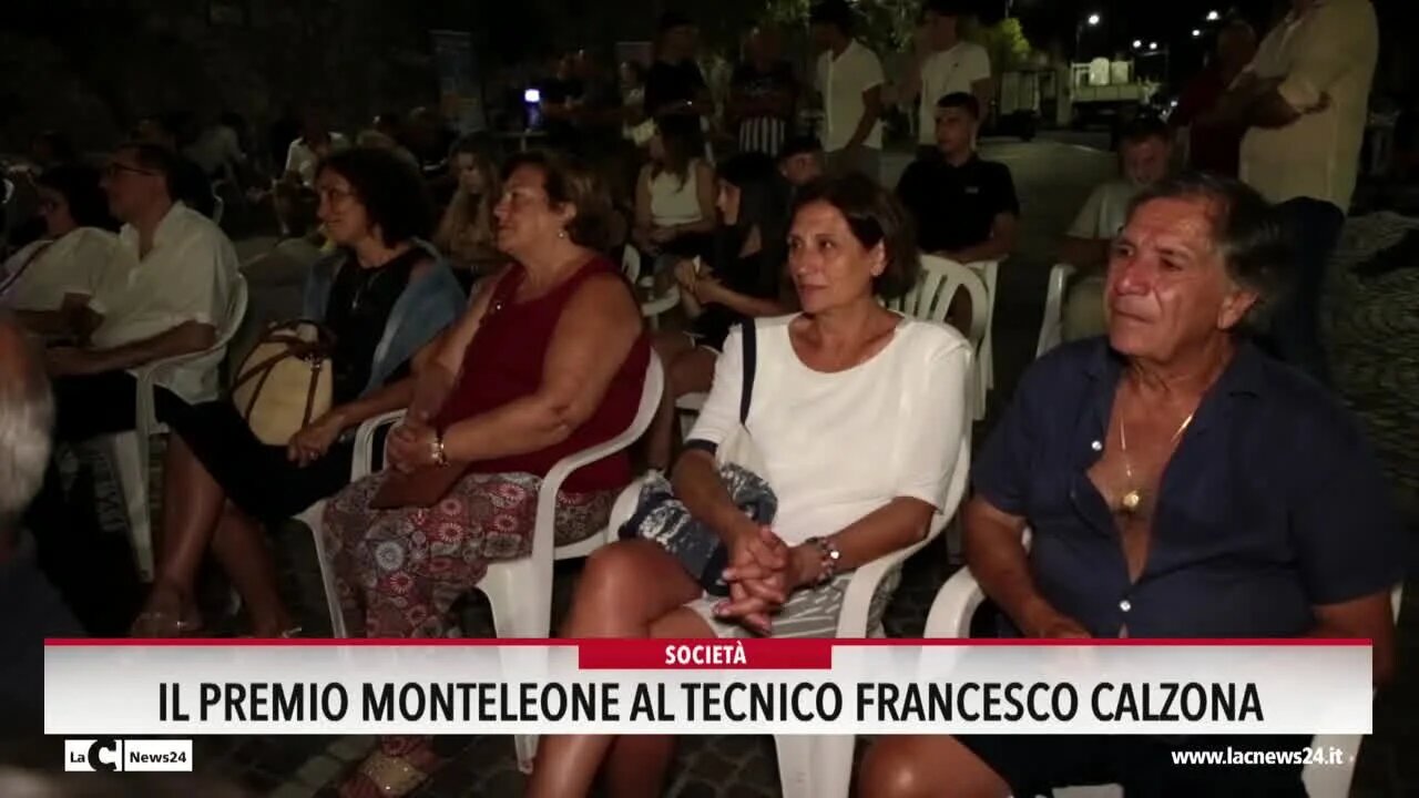 Il ct della Slovacchia Calzona presidente onorario del Cessaniti: la prima edizione del Premio Monteleone omaggia l’allenatore vibonese - VIDEO