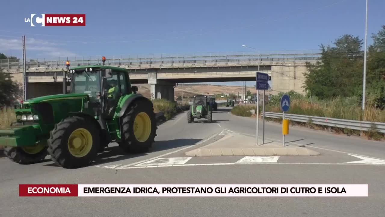 Emergenza idrica, protestano gli agricoltori di Cutro e Isola