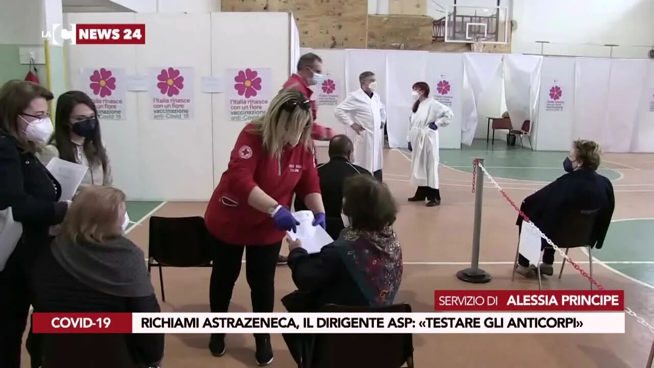 Richiami Astrazeneca, il dirigente Asp: «Testare gli anticorpi»