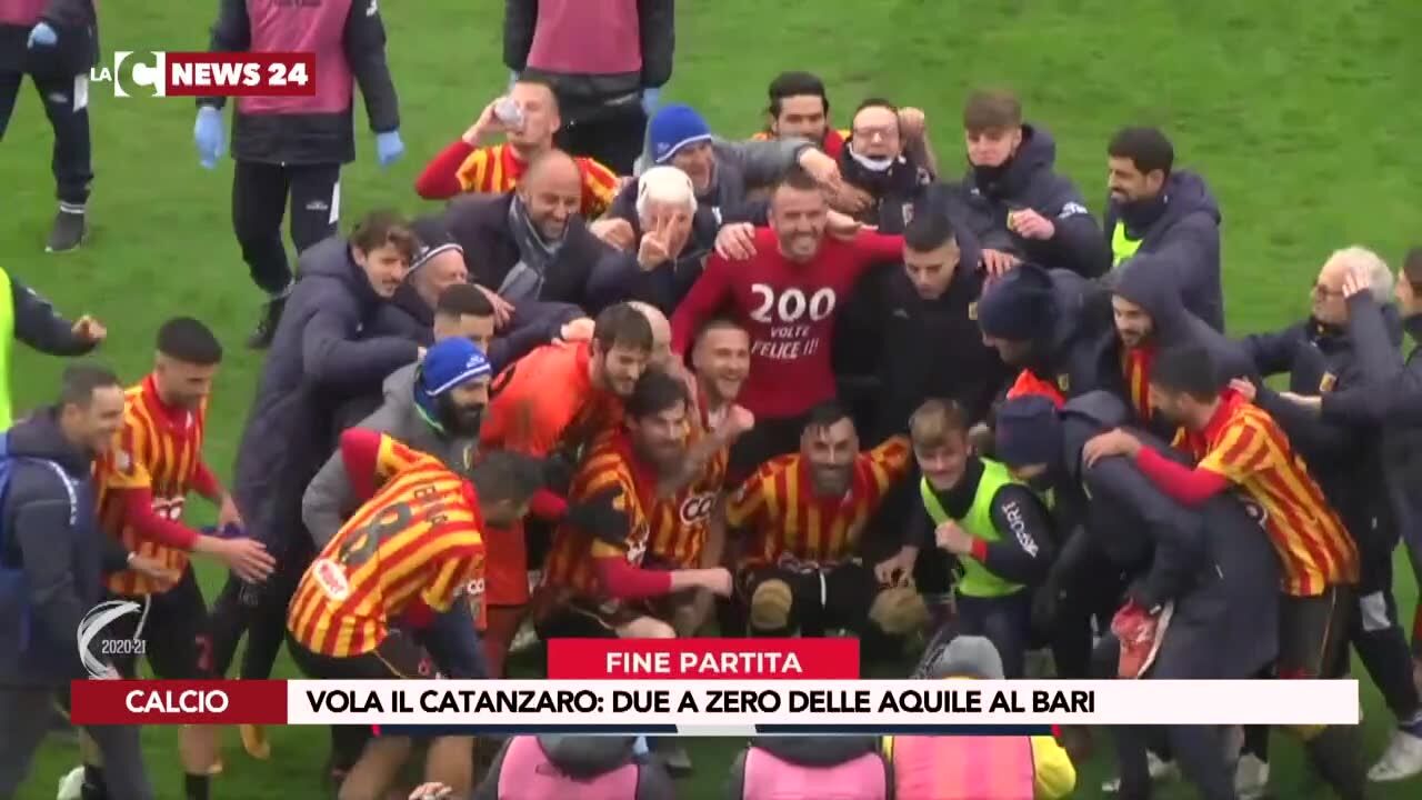 Vola il Catanzaro: due a zero delle Aquile al Bari