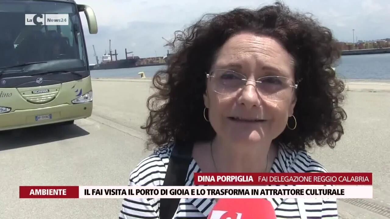 Il Fai visita il porto di Gioia e lo trasforma in attrattore culturale