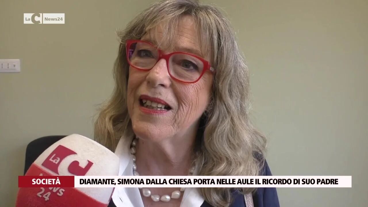 Diamante, Simona Dalla Chiesa porta nelle aule il ricordo di suo padre