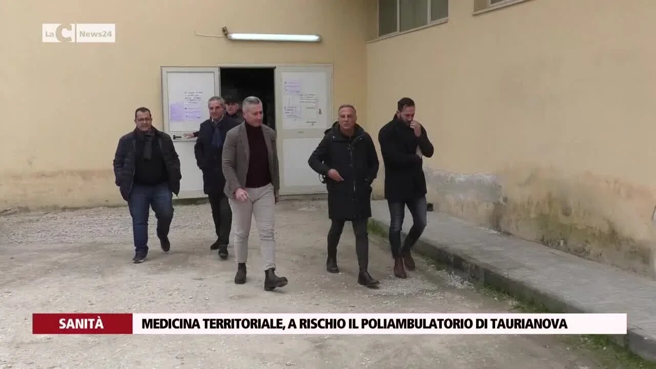 Poliambulatorio nel degrado, Comune e Asp trovano soluzione: «Confidiamo nella pazienza degli utenti per i disagi»