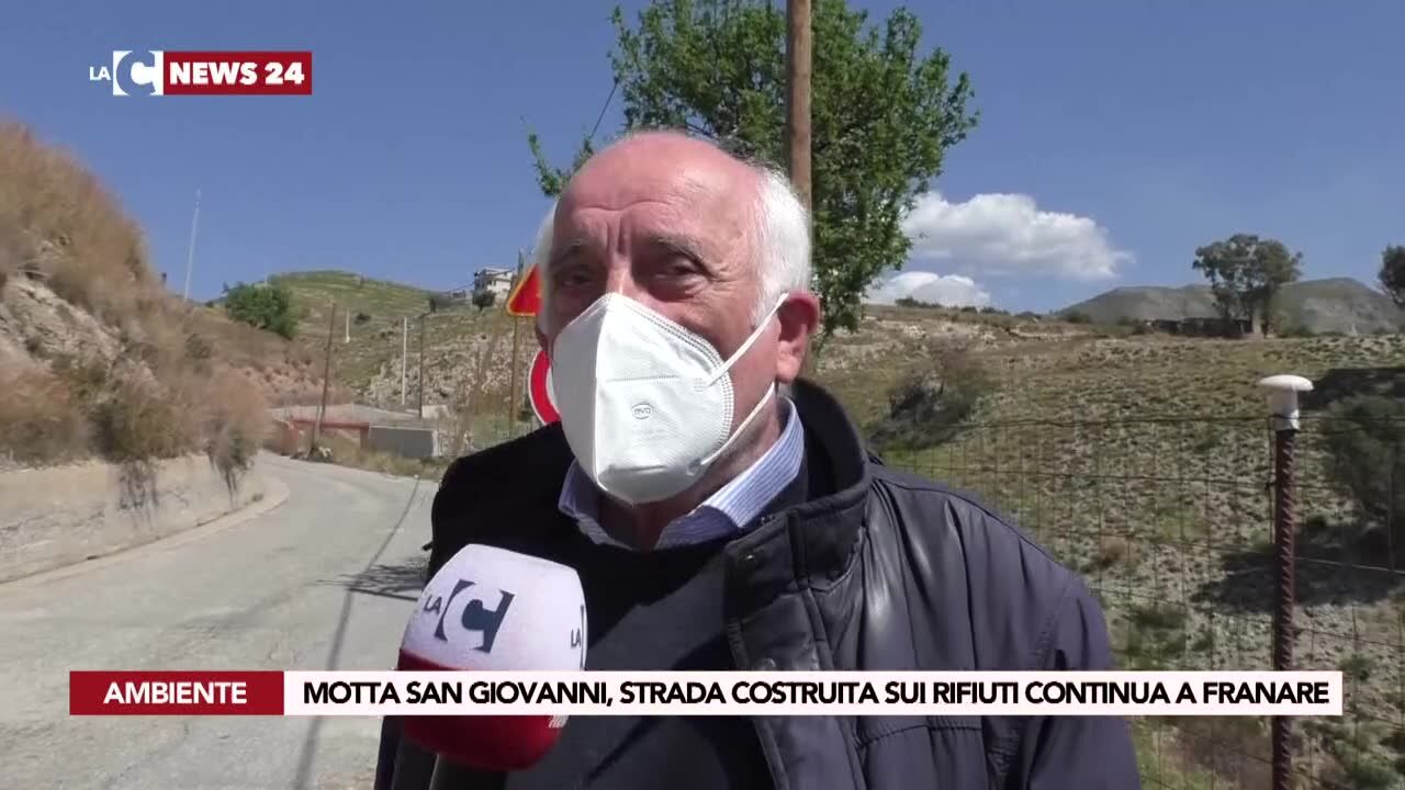 Motta San Giovanni, strada costruita sui rifiuti continua a franare
