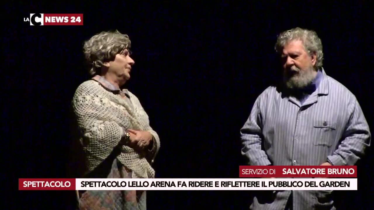 Spettacolo Lello Arena fa ridere e riflettere il pubblico del Garden