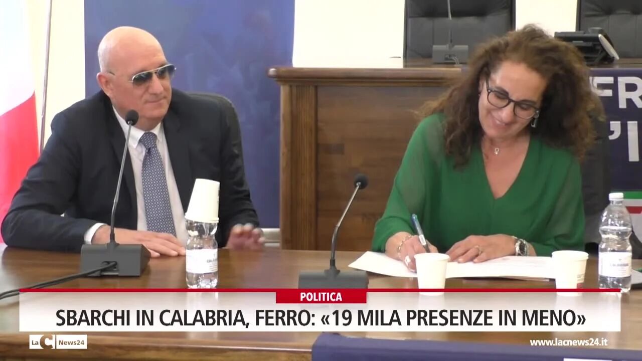 Sbarchi in Calabria, Ferro: "19 mila presenze in meno"