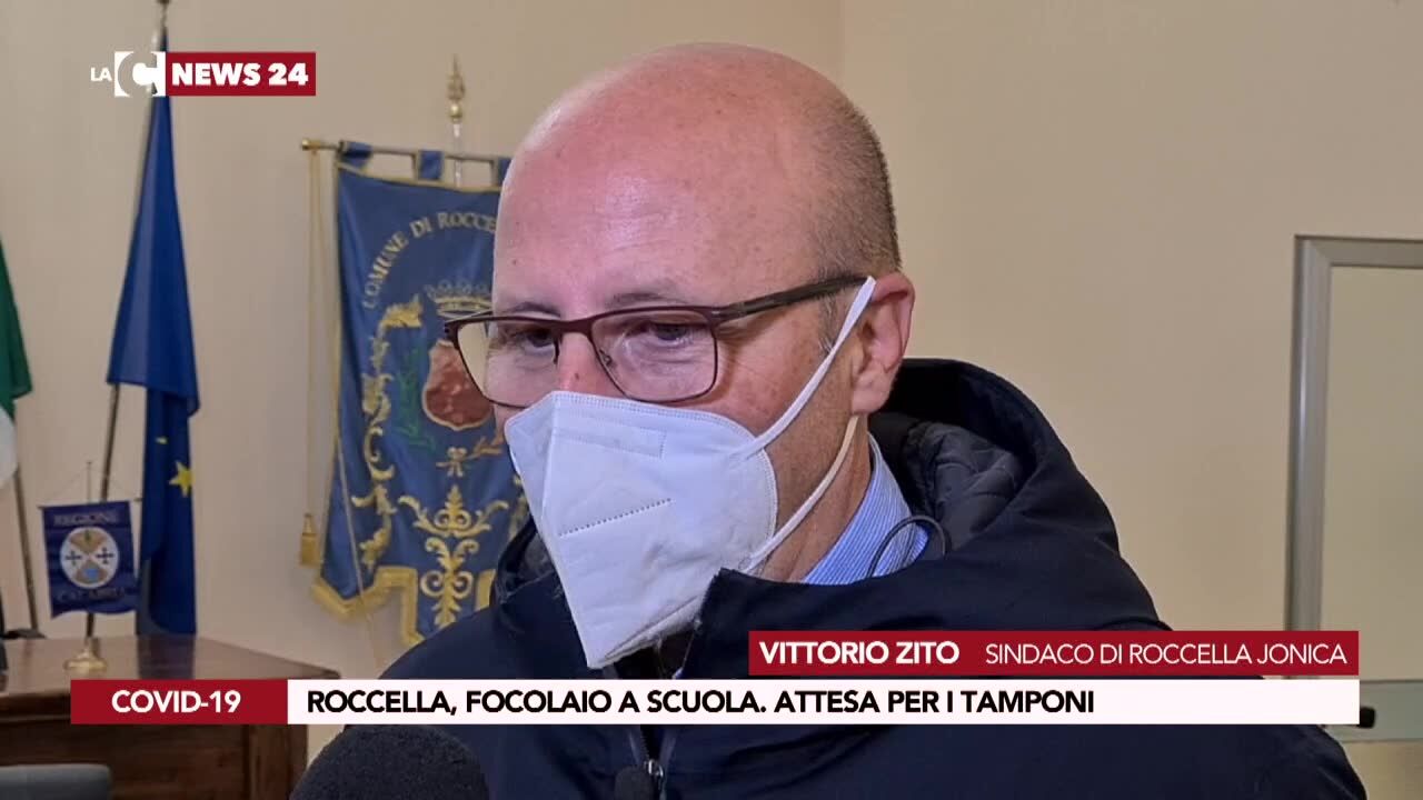 Roccella, focolaio a scuola: attesa per i tamponi