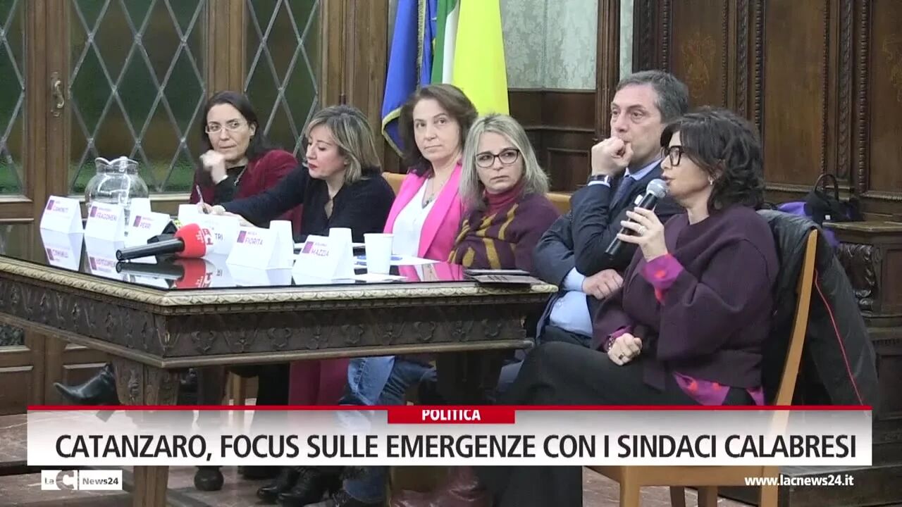Catanzaro, focus sulle emergenze con i sindaci calabresi