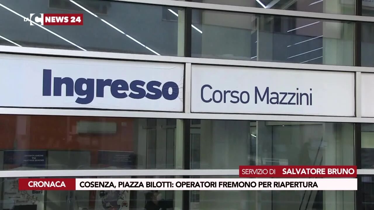 Cosenza, Piazza Bilotti: operatori fremono per riapertura