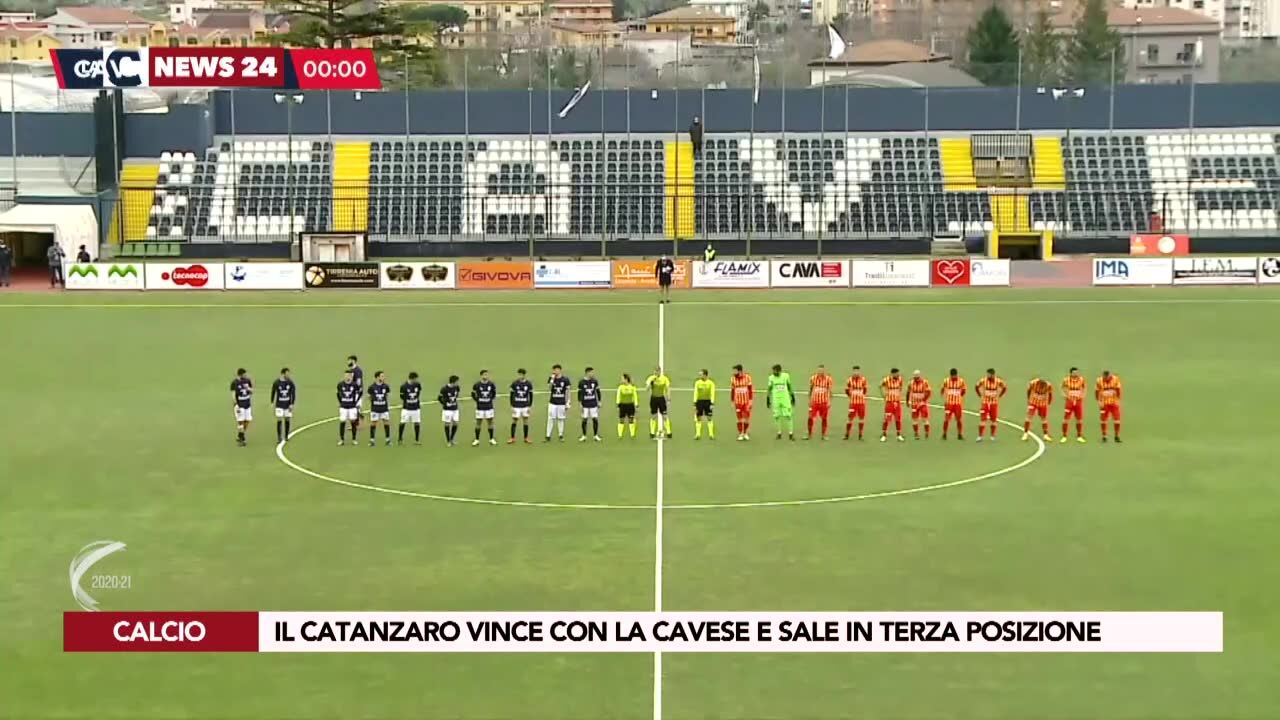 Il Catanzaro vince con la Cavese e sale in terza posizione