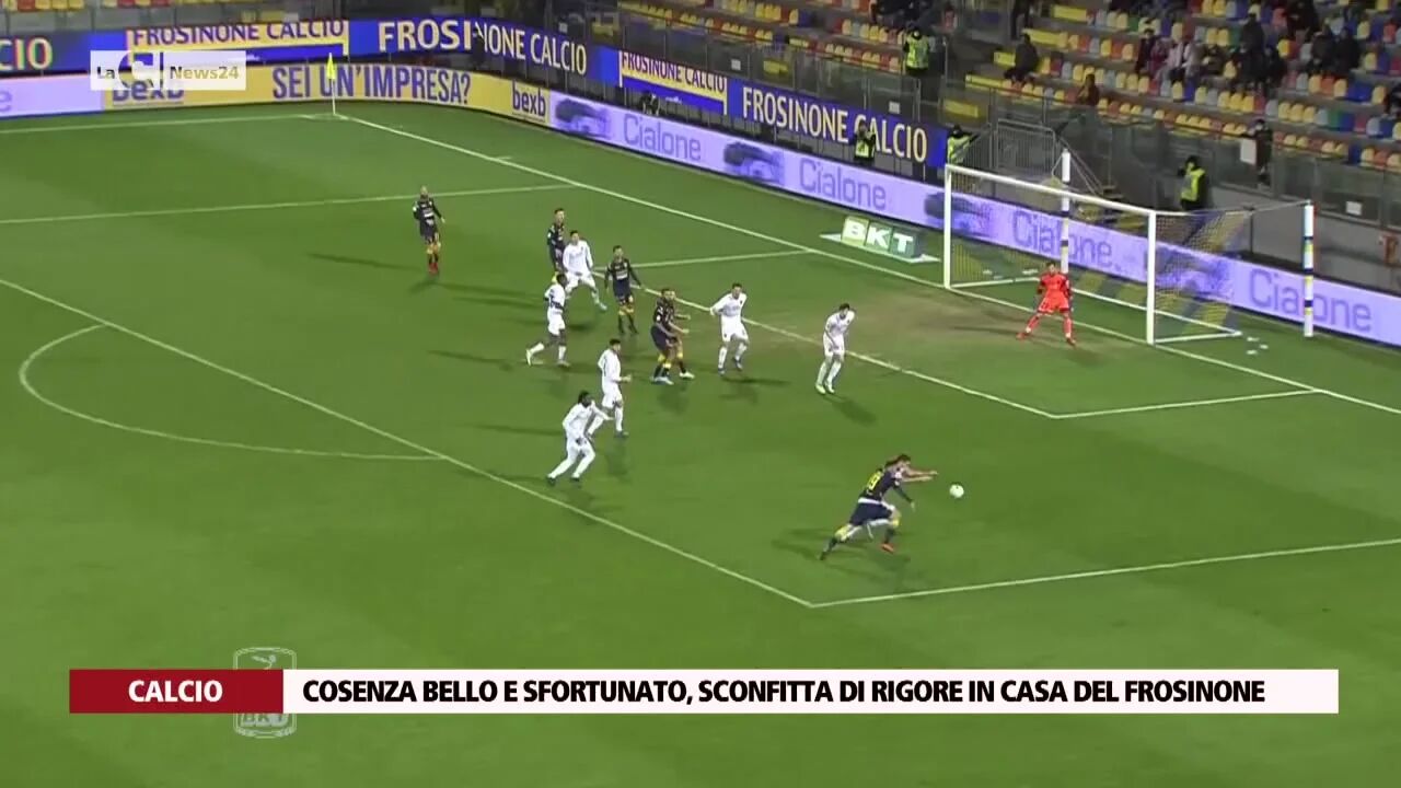Cosenza bello e sfortunato, sconfitta di rigore in casa del Frosinone