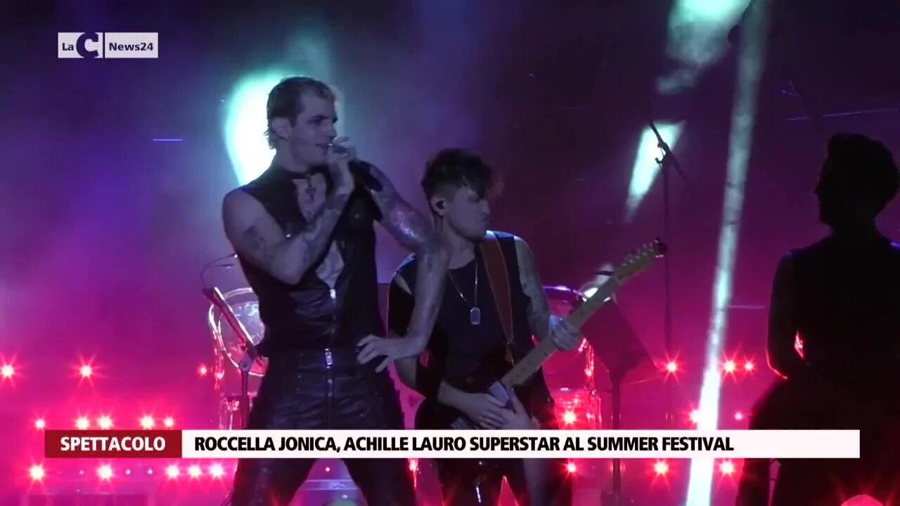 Roccella Jonica, Achille Lauro superstar al Summer Festival