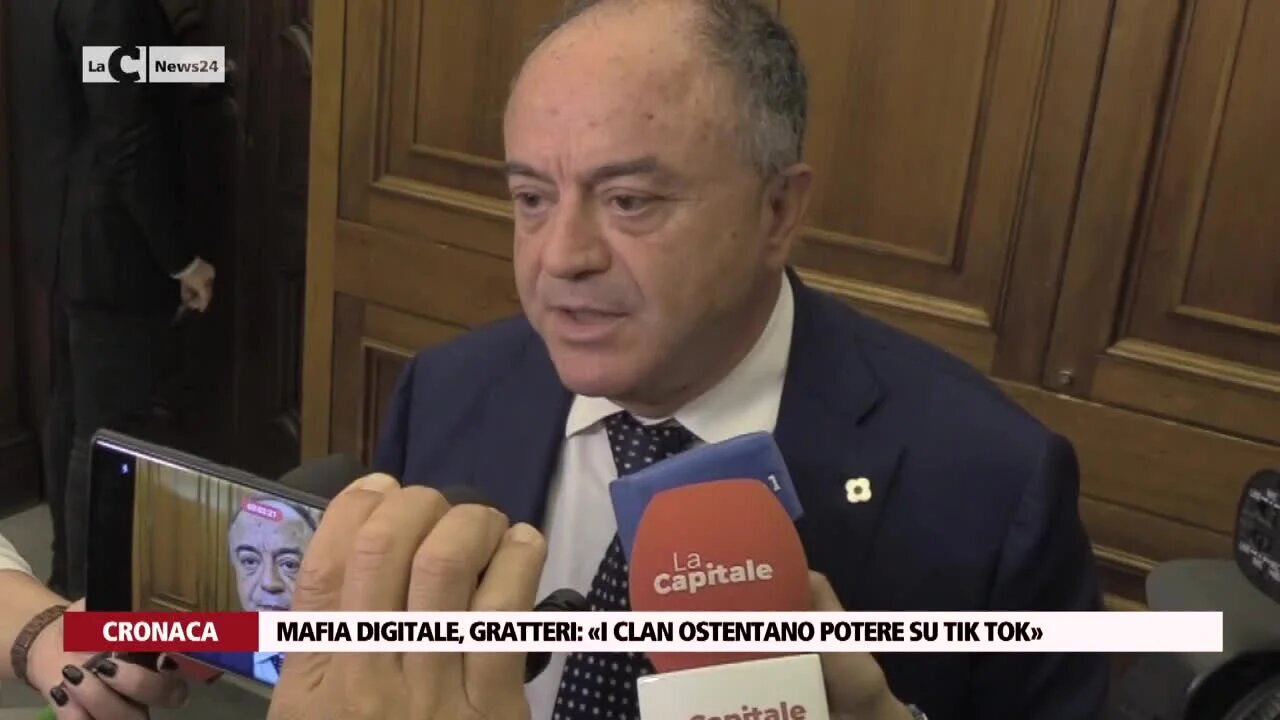 Mafia digitale, Gratteri: «I clan ostentano potere su Tik tok»