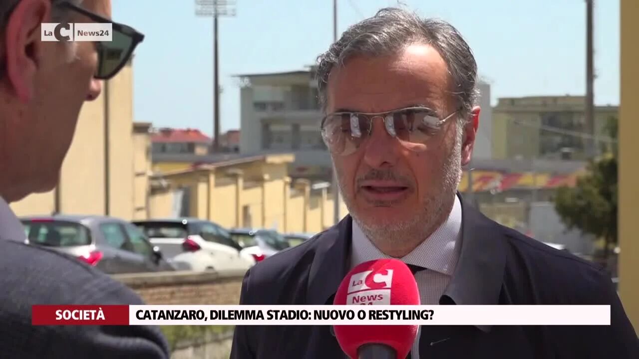Catanzaro, dilemma stadio: nuovo o restyling?