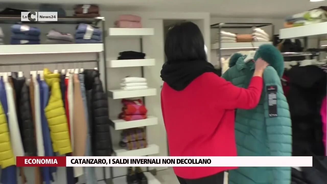 Catanzaro, i saldi invernali non decollano