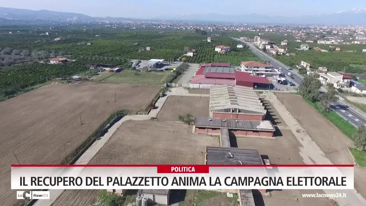 Il recupero del palazzetto anima la campagna elettorale