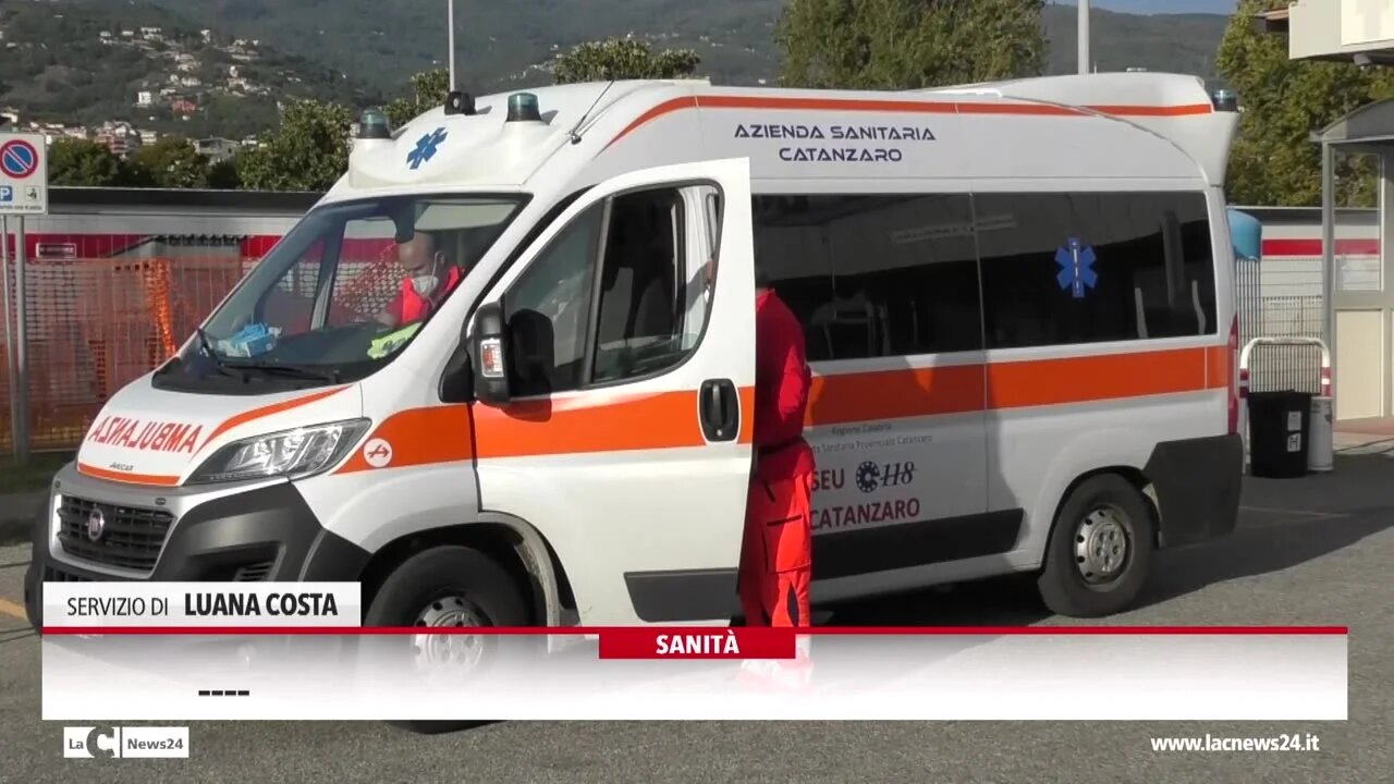 Ambulanze a corto di autisti e concorso bloccato