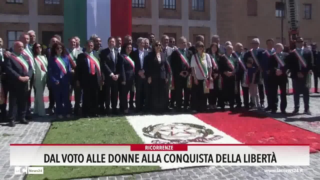 Vibo si veste di verde, bianco e rosso: in piazza Municipio le celebrazioni per la Festa della Repubblica - VIDEO