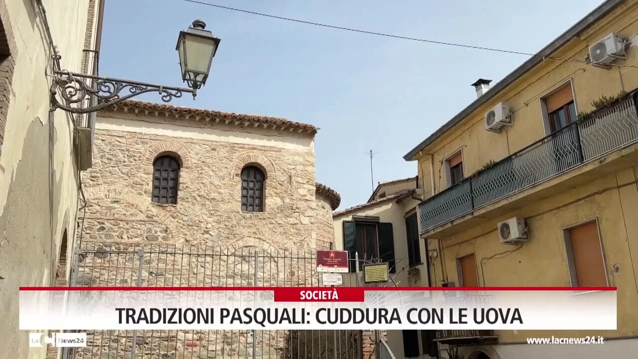 Tradizioni pasquali: cuddura con le uova