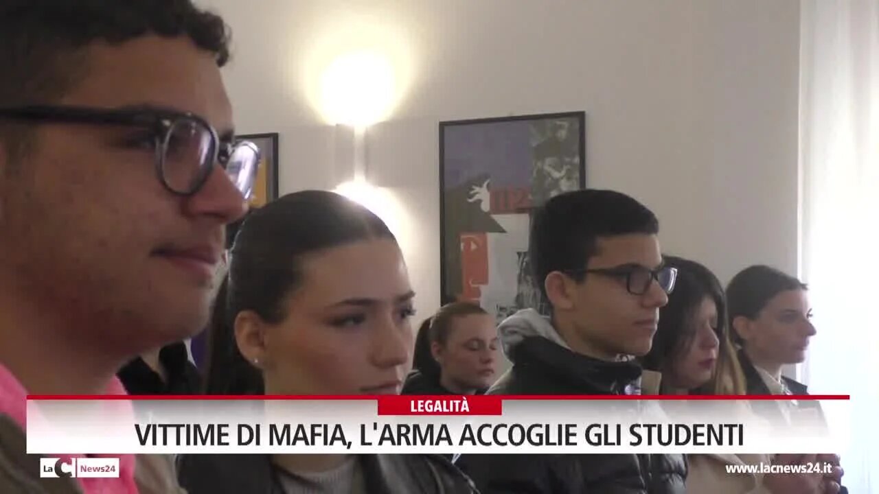 Vittime di mafia, l'arma accoglie gli studenti