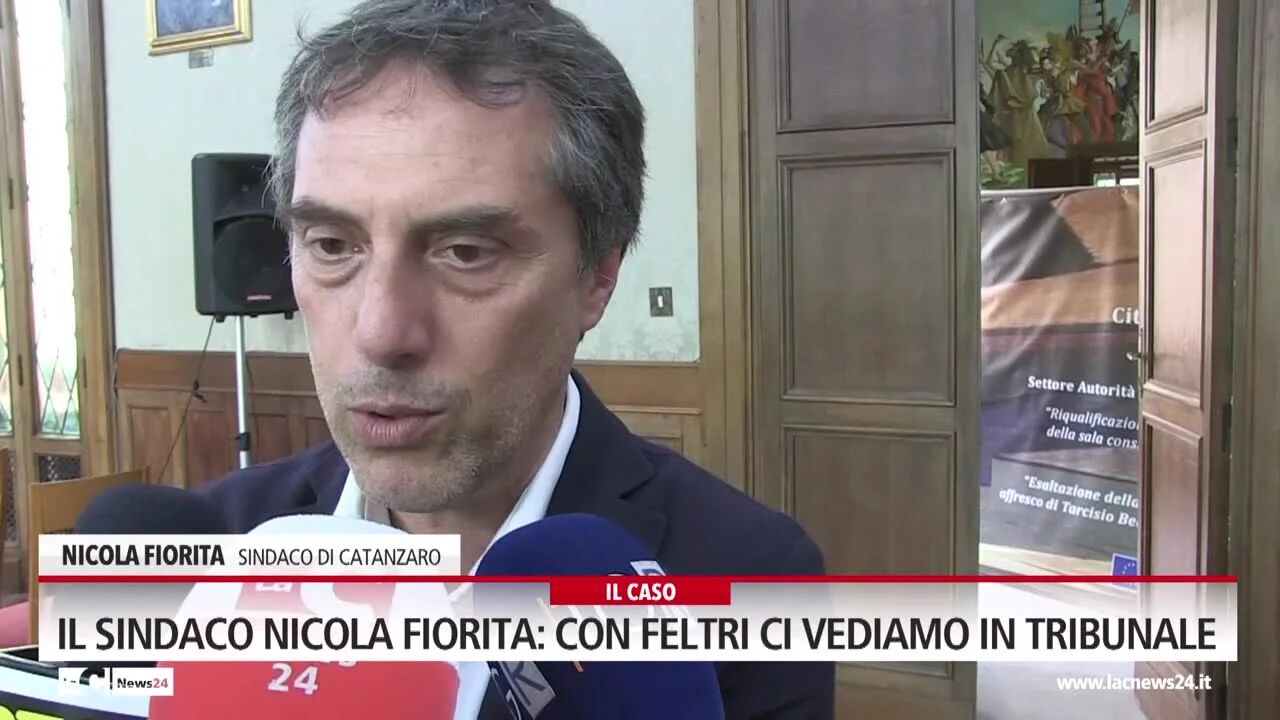 Il sindaco Nicola Fiorita con Feltri ci vediamo in tribunale