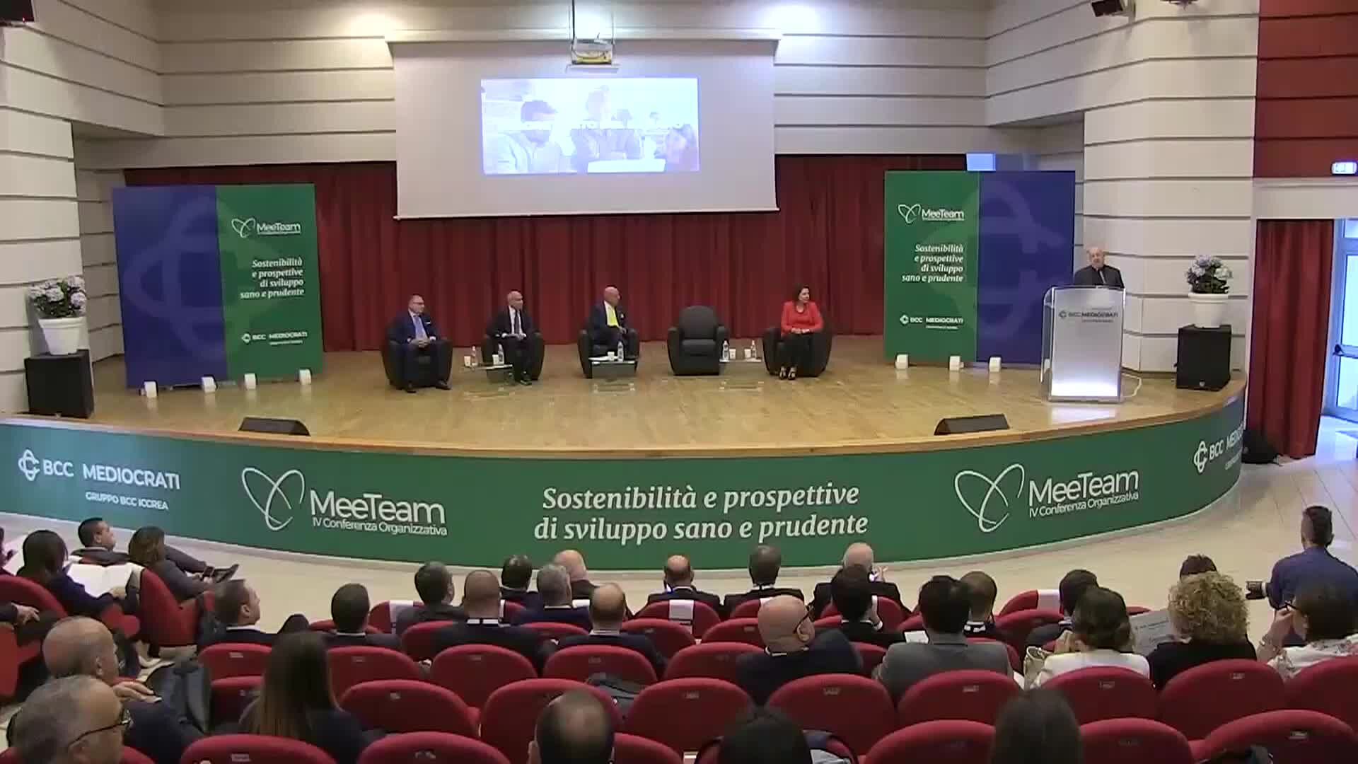 La Bcc riunisce quadri e collaboratori a Cosenza