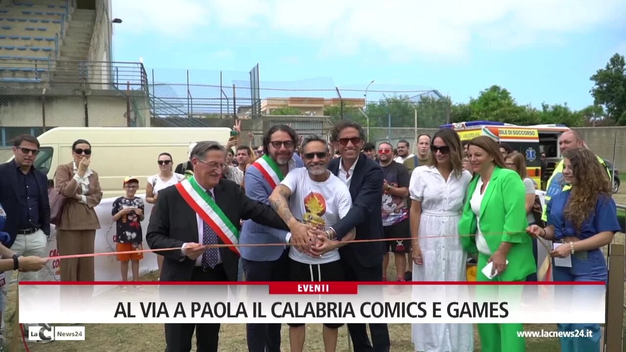 Il Calabria Comics debutta a Paola: tra fumetti, videogiochi e cosplay successo per la partenza del festival
