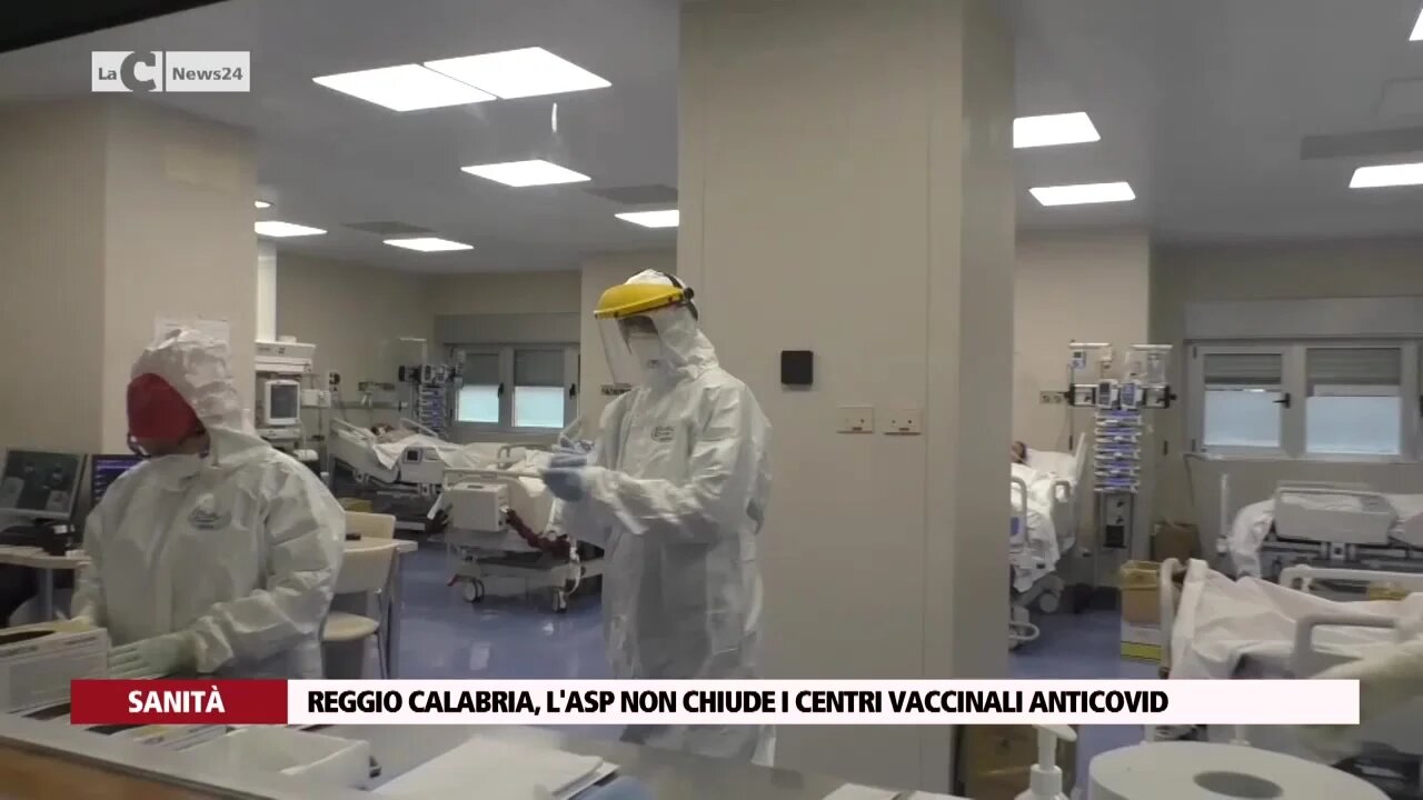 Reggio Calabria, l'Asp non chiude i centri vaccinali anticovid