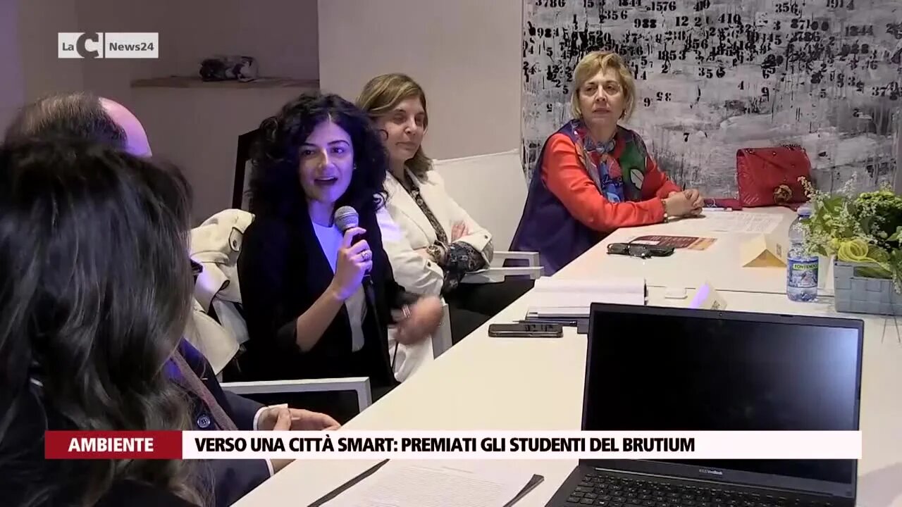 Verso una città smart: premiati gli studenti del Brutium