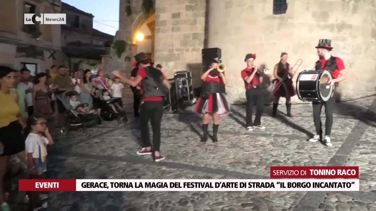 A Gerace torna dopo due anni la magia del Festival internazionale d’arte di strada