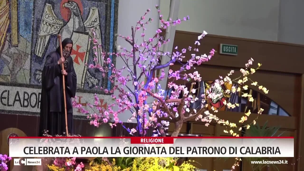 Paola e la Calabria omaggiano il patrono san Francesco, il vescovo Rega: «Ci insegna l’amore e l’accoglienza»