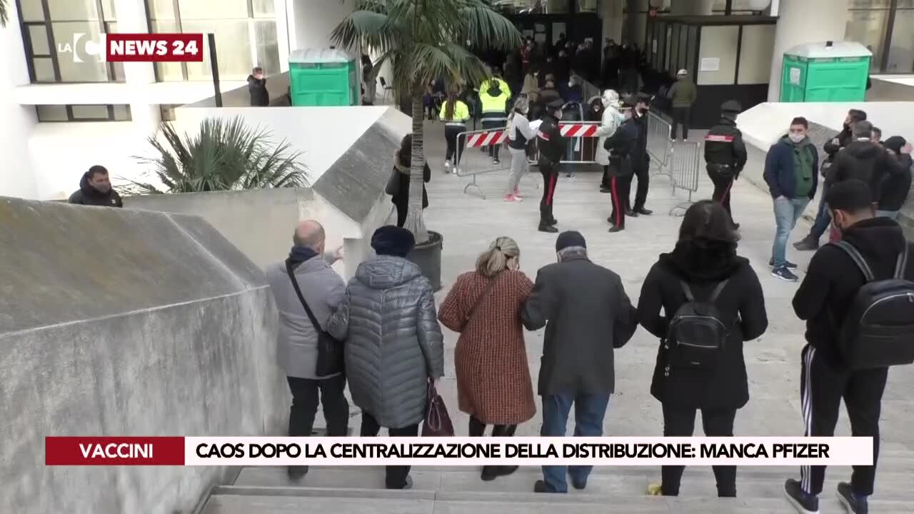 Caos vaccini, distribuzione in tilt per i protocolli della Regione