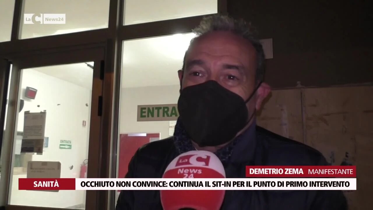 Occhiuto non convince: continua il sit-in per il punto di primo intervento