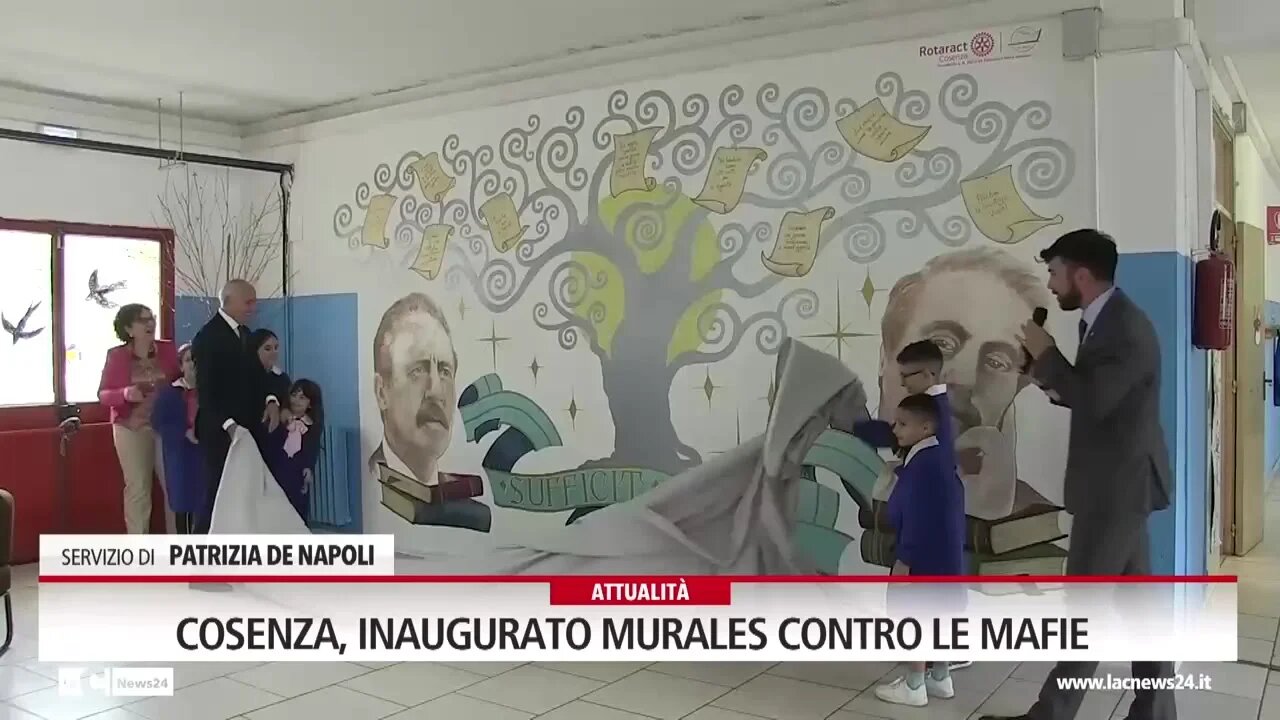 Cosenza, inaugurato murales contro le mafie