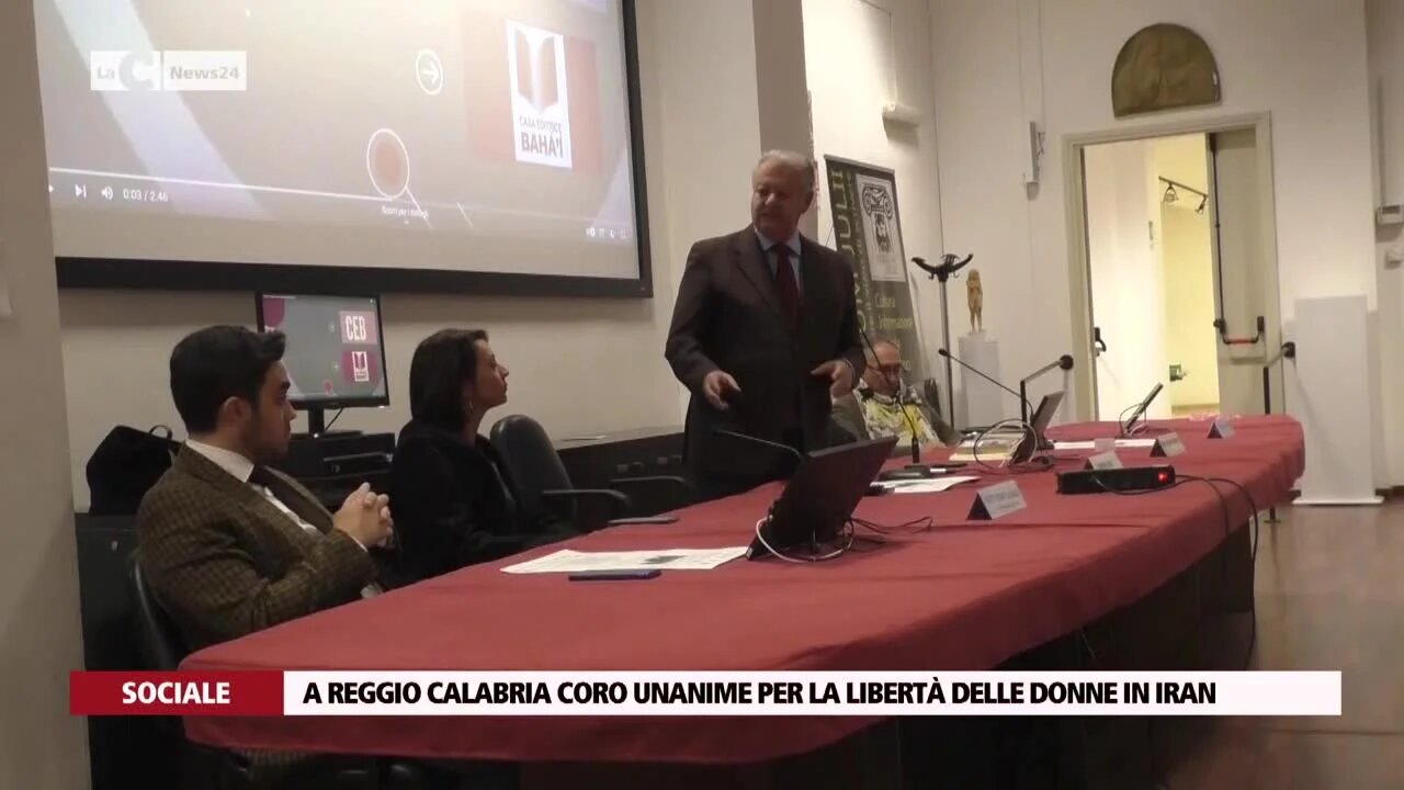 A Reggio Calabria coro unanime per la libertà delle donne in Iran