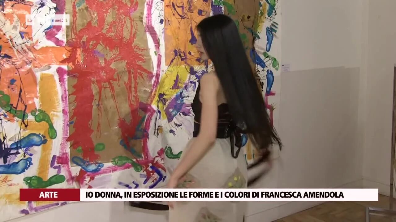 Io Donna, in esposizione le forme e i colori di Francesca Amendola