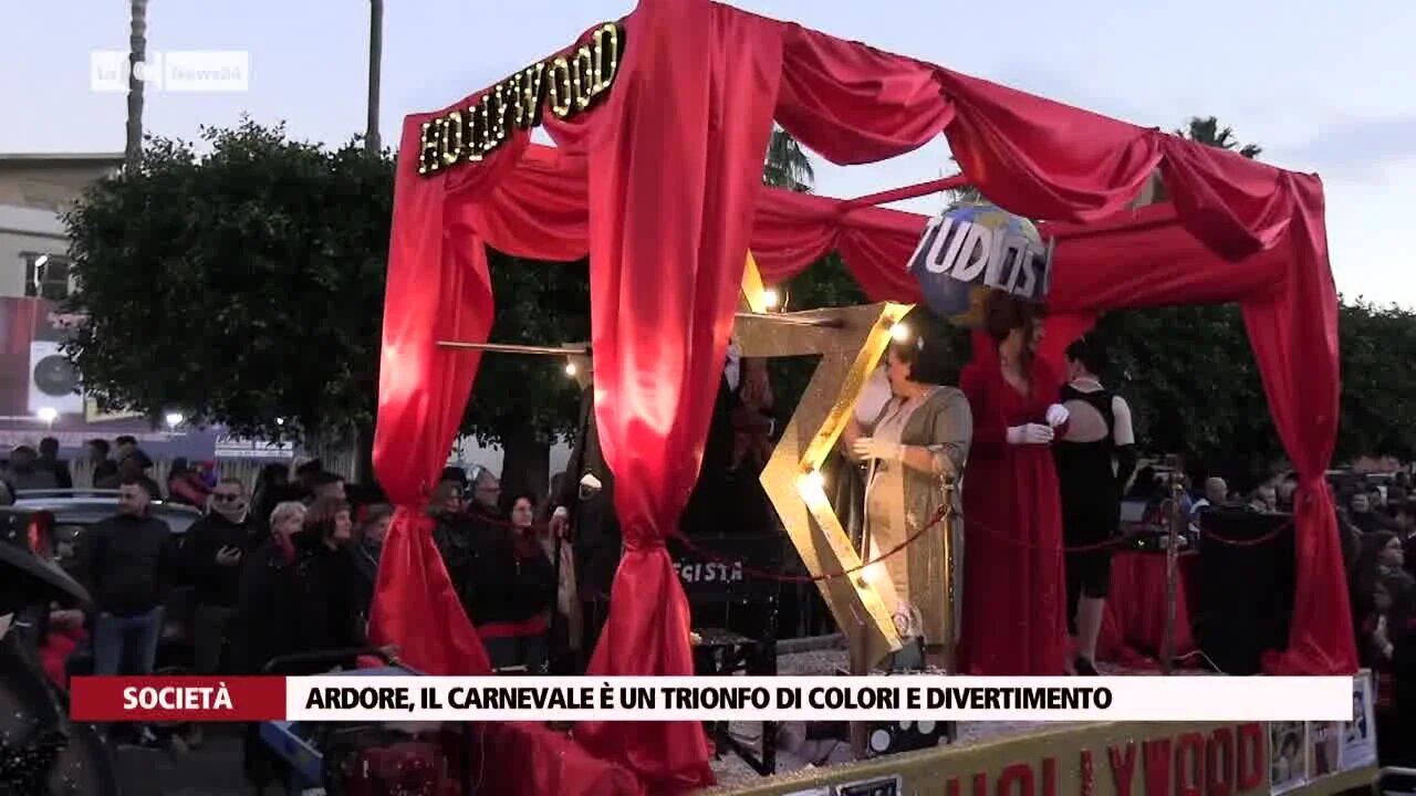 Ardore, il carnevale è un trionfo di colori e divertimento